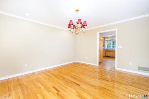 33 Knob Hill Lane Bristol CT 06010