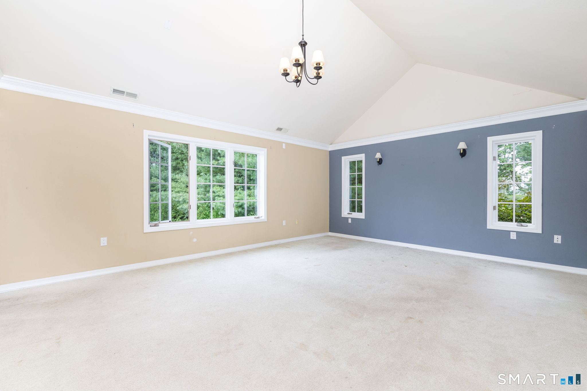 33 Knob Hill Lane Bristol CT 06010