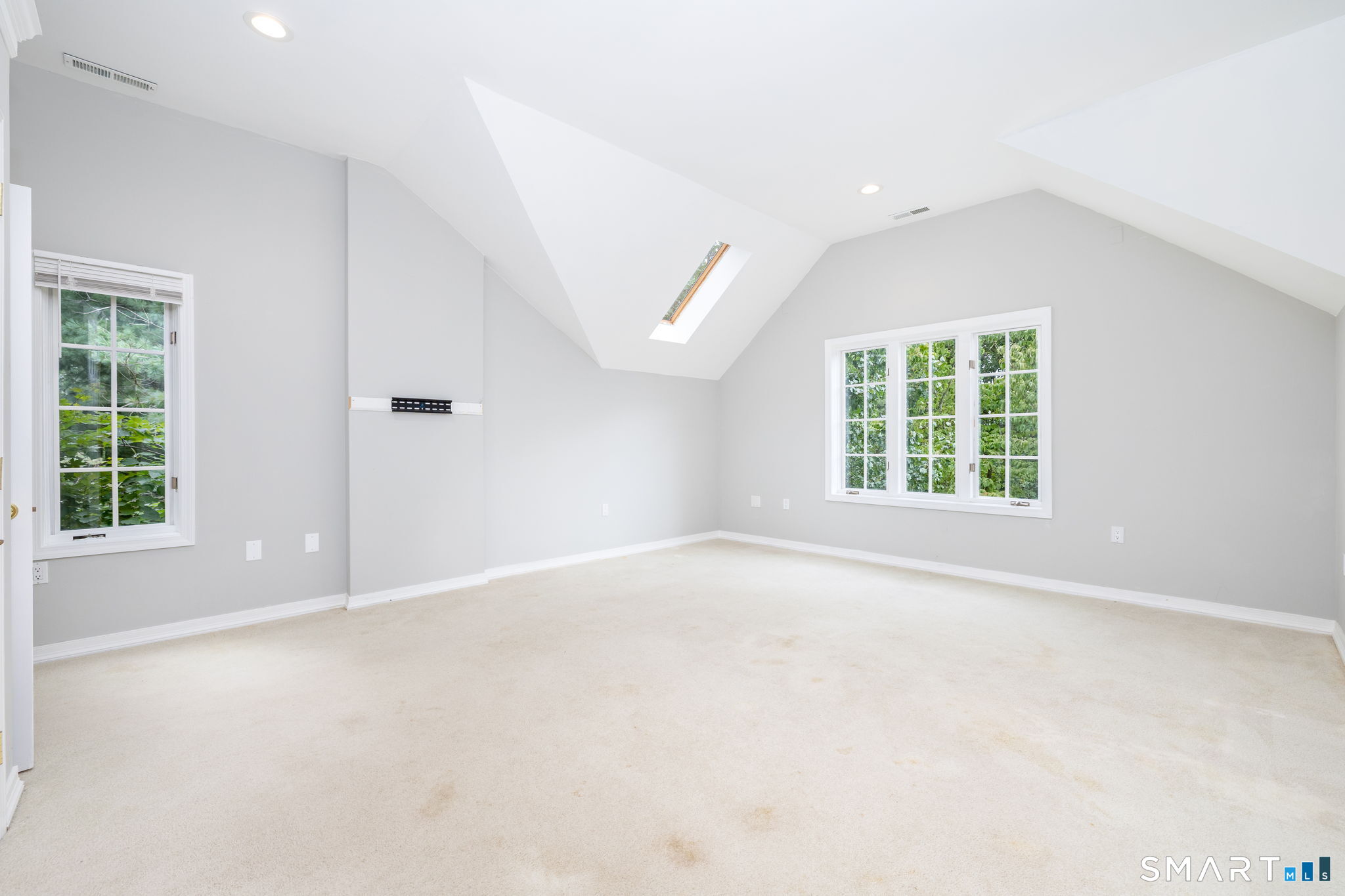 33 Knob Hill Lane Bristol CT 06010