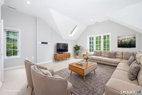 33 Knob Hill Lane Bristol CT 06010