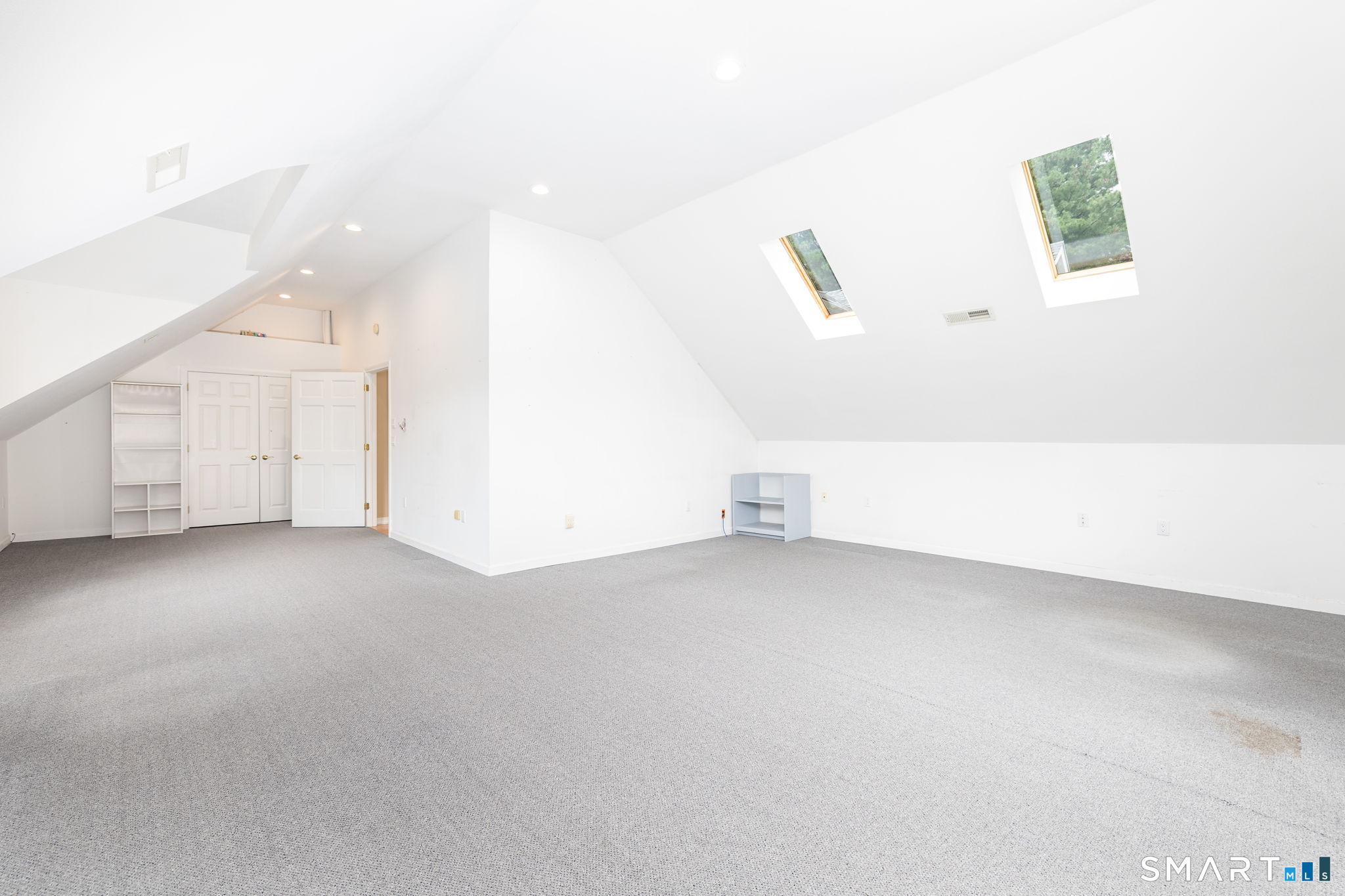 33 Knob Hill Lane Bristol CT 06010