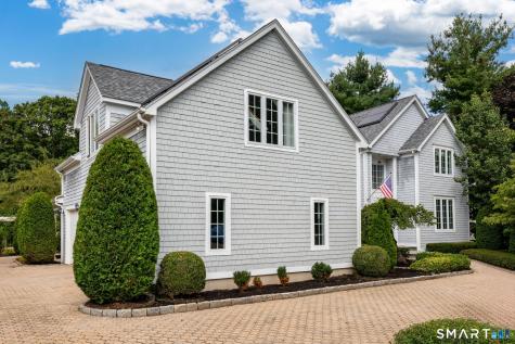 33 Knob Hill Lane Bristol CT 06010