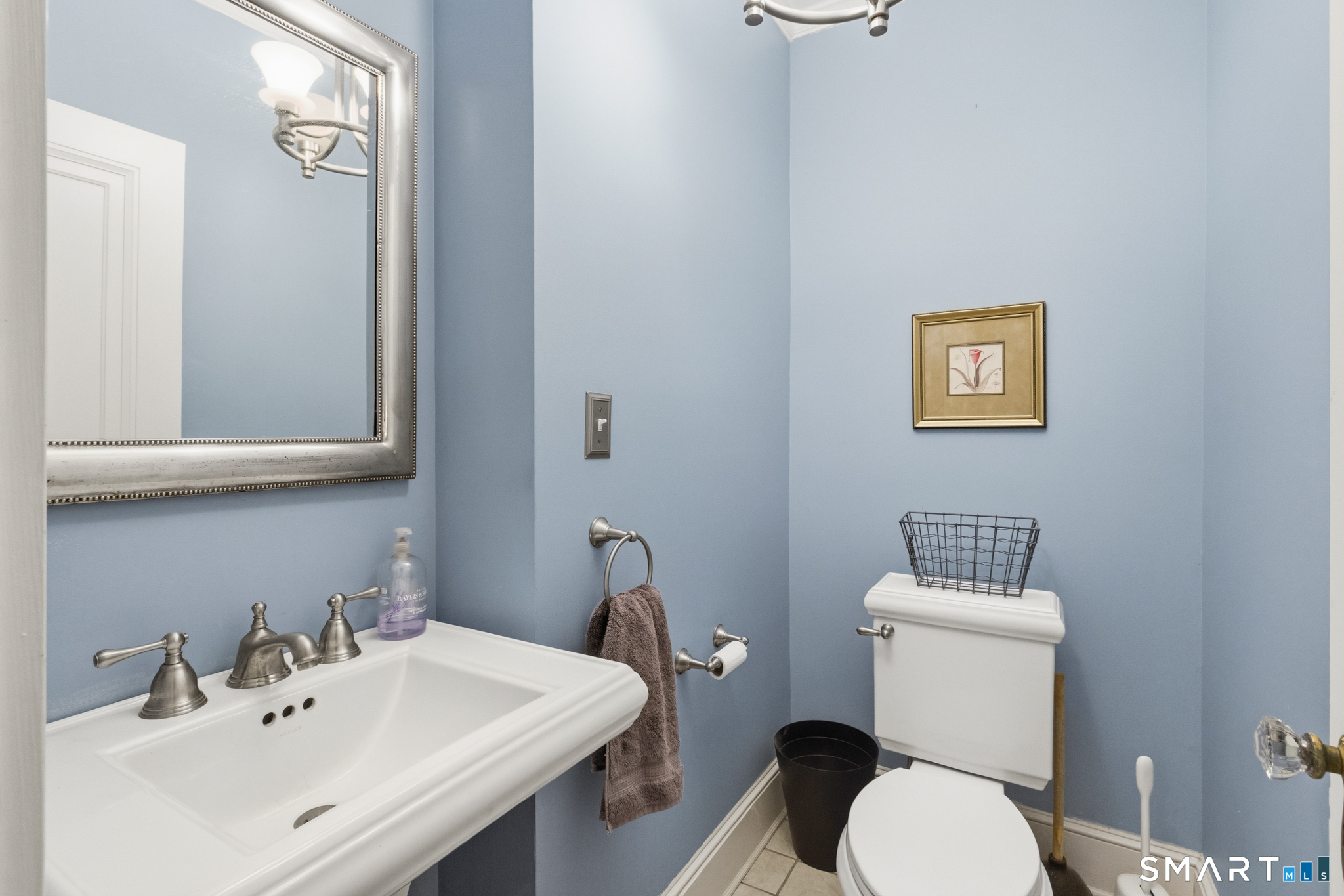 1649 Asylum Avenue West Hartford CT 06117