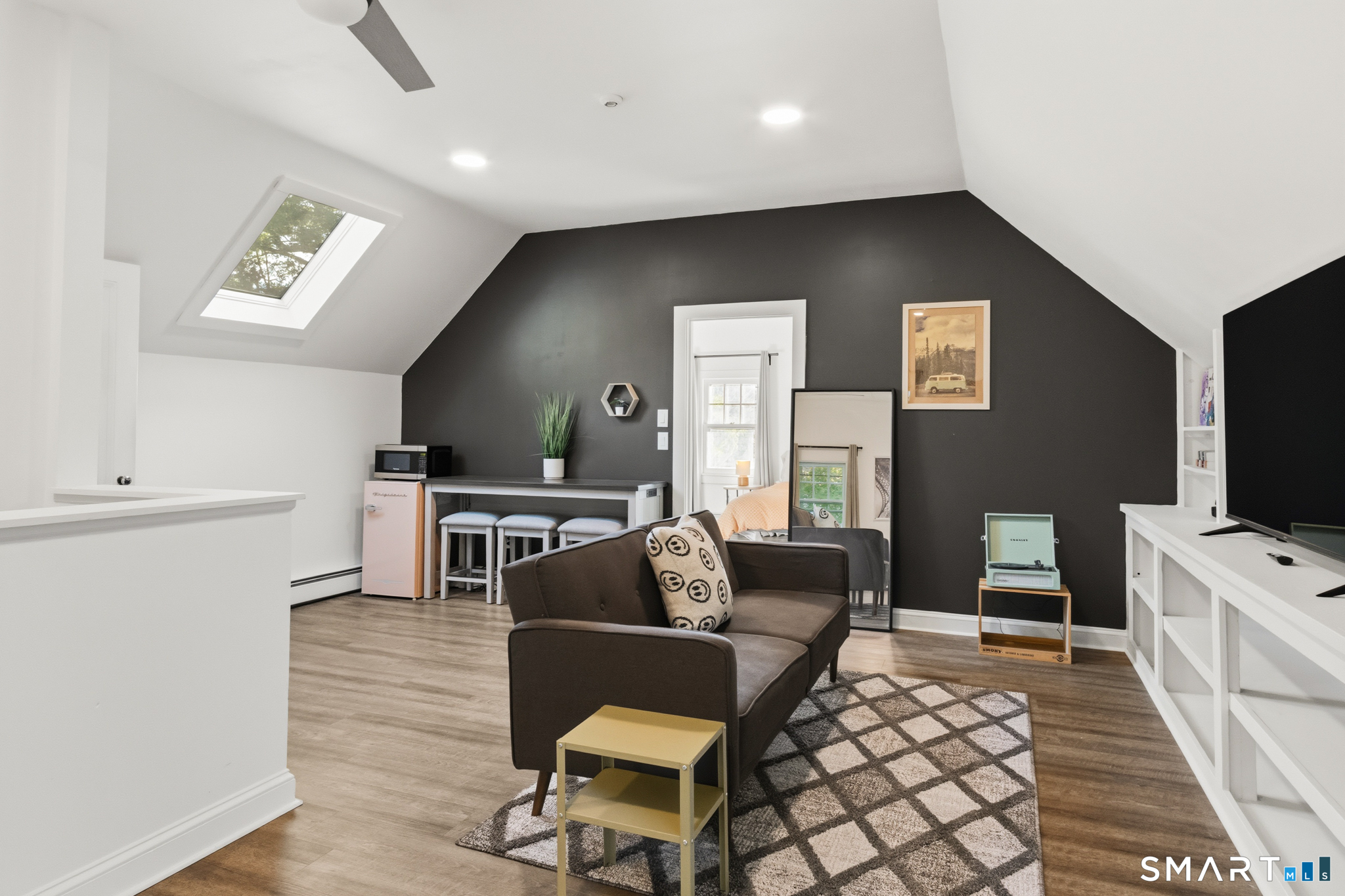 1649 Asylum Avenue West Hartford CT 06117