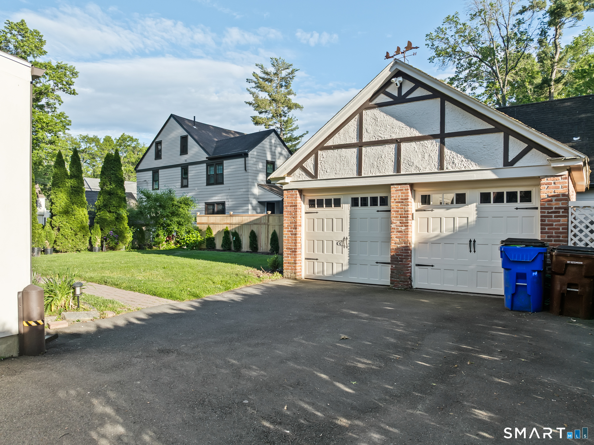 1649 Asylum Avenue West Hartford CT 06117