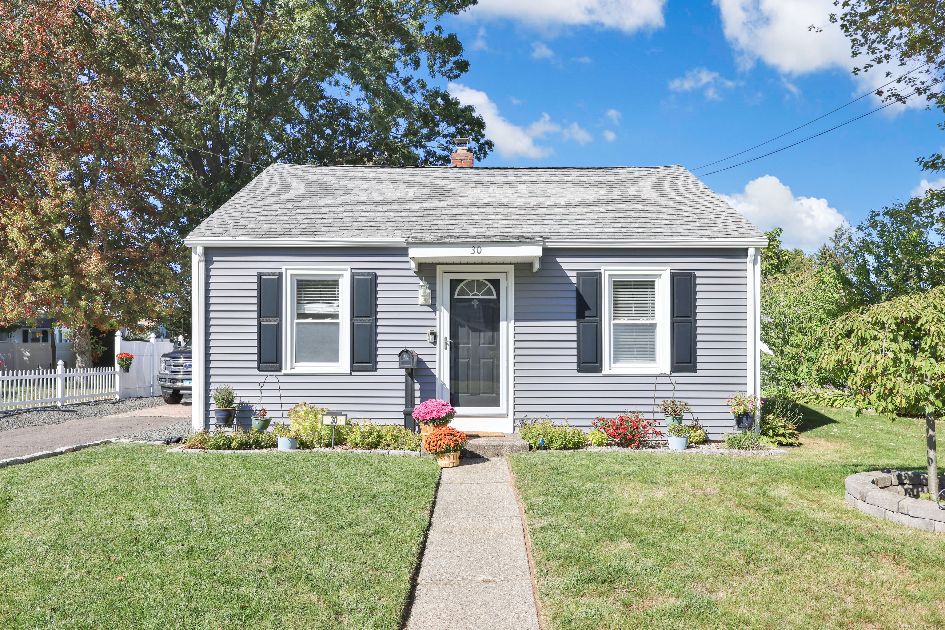 30 Spaulding Circle East Hartford CT 06118