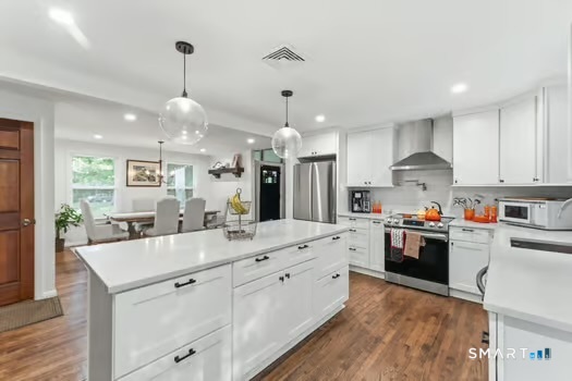 20 Eagle Ridge Drive Ledyard CT 06335