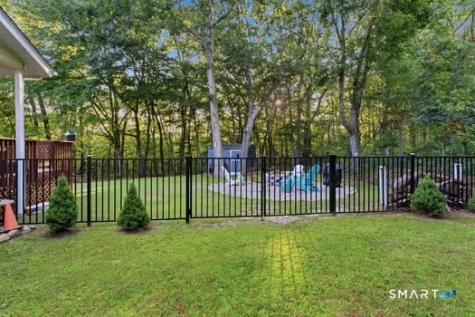 20 Eagle Ridge Drive Ledyard CT 06335