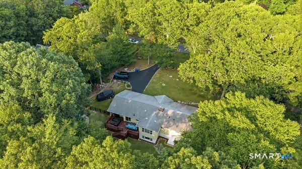 20 Eagle Ridge Drive Ledyard CT 06335