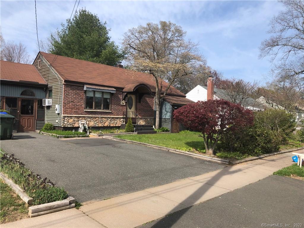 112 Shadycrest Drive East Hartford CT 06118