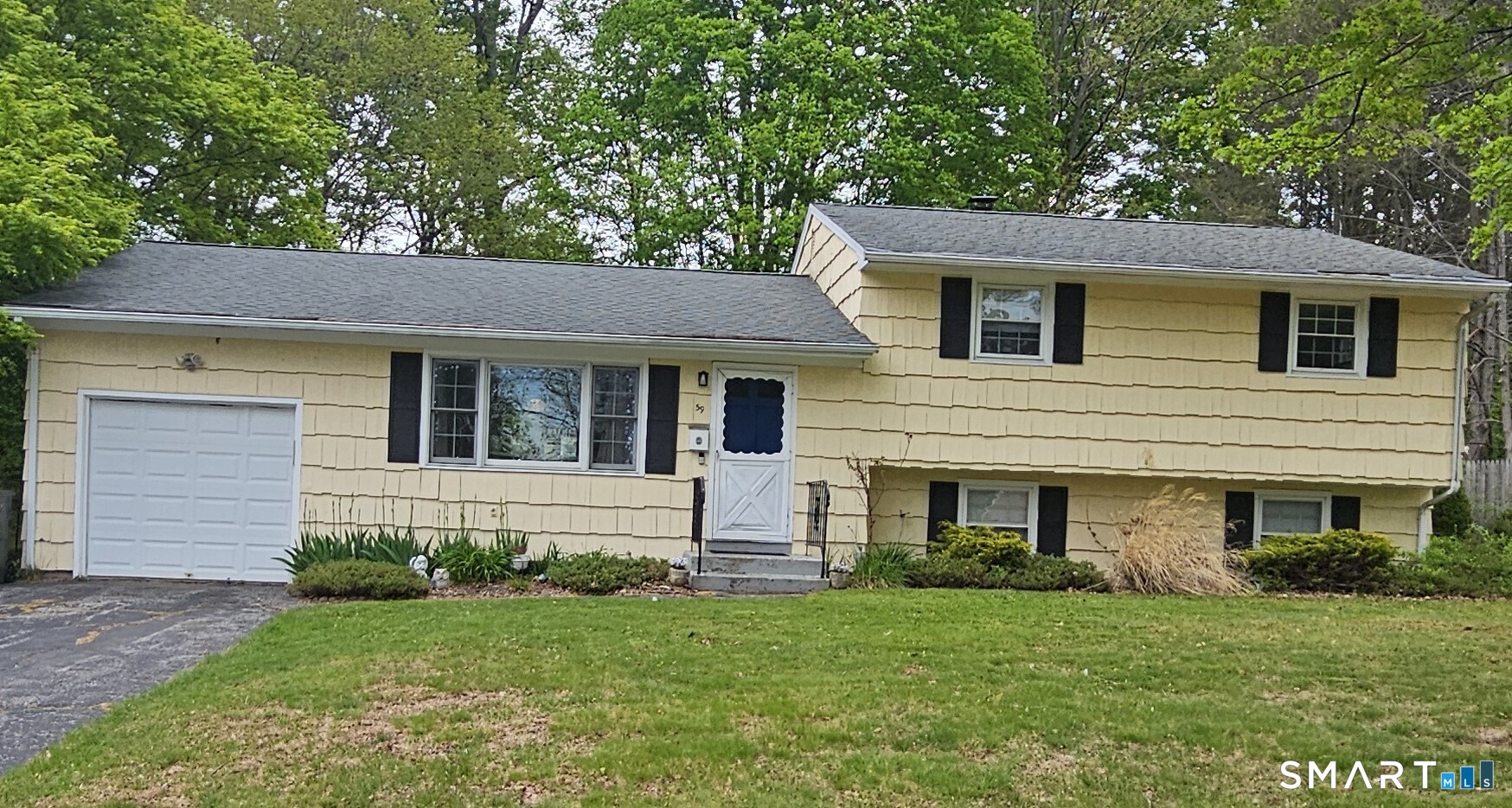 59 Springwood Drive Trumbull CT 06611