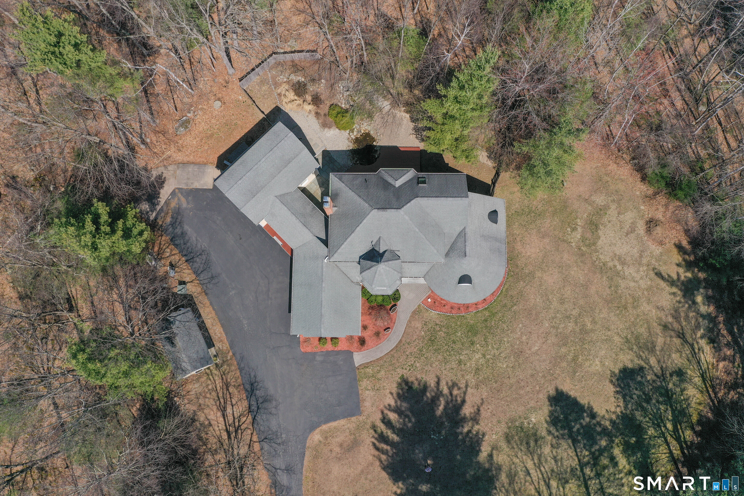 35 Hanson Road Canton CT 06019