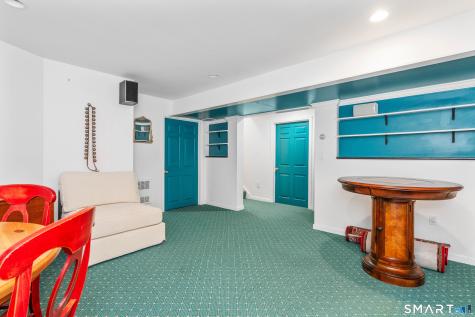 35 Hanson Road Canton CT 06019