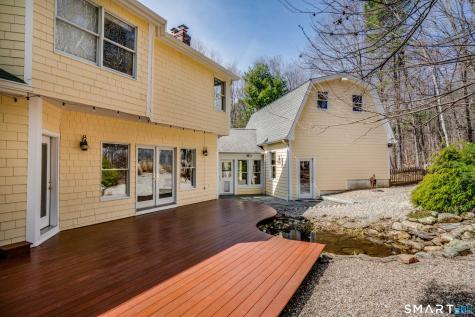 35 Hanson Road Canton CT 06019