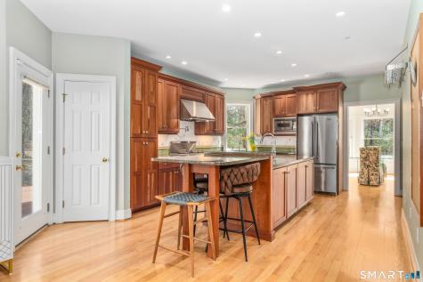 35 Hanson Road Canton CT 06019