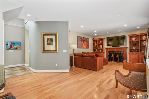 35 Hanson Road Canton CT 06019