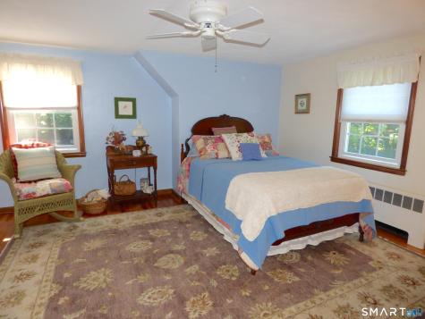 149 Terry Plains Road Bloomfield CT 06002