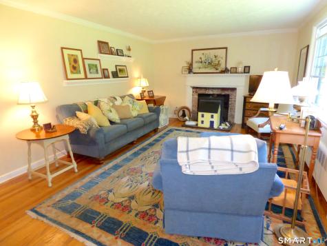 149 Terry Plains Road Bloomfield CT 06002