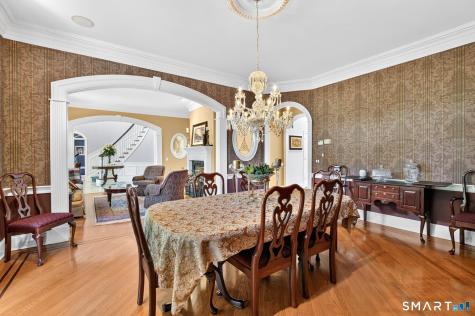 25 Whispering Hollow Court Cheshire CT 06410