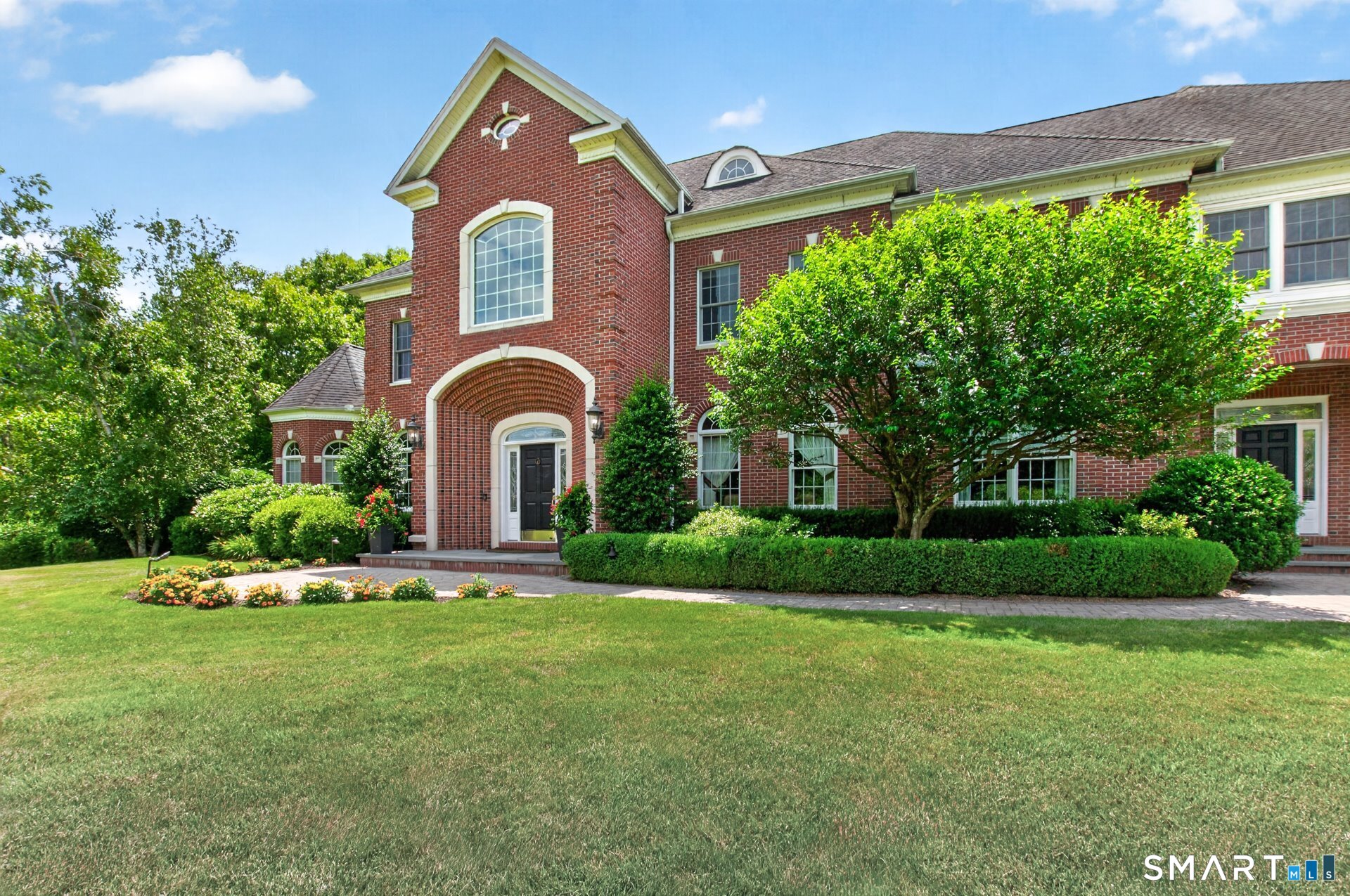 25 Whispering Hollow Court Cheshire CT 06410