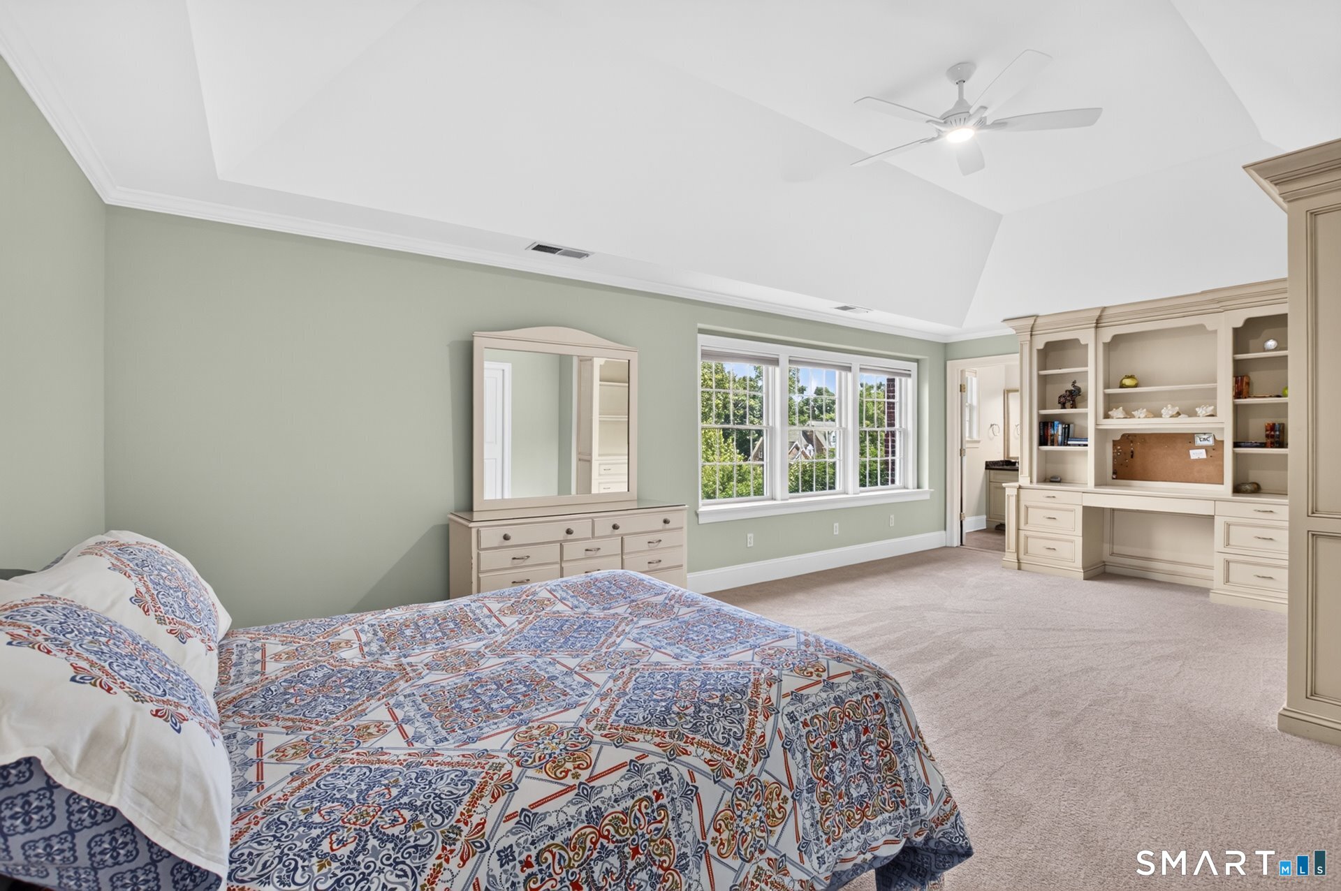 25 Whispering Hollow Court Cheshire CT 06410