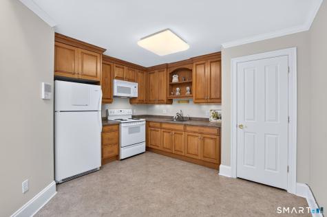 25 Whispering Hollow Court Cheshire CT 06410
