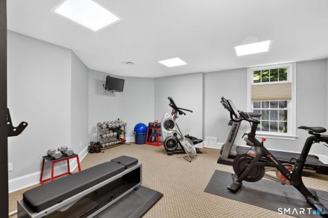 25 Whispering Hollow Court Cheshire CT 06410