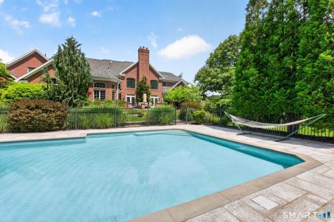 25 Whispering Hollow Court Cheshire CT 06410