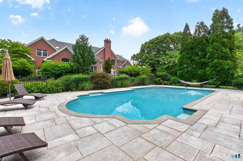 25 Whispering Hollow Court Cheshire CT 06410