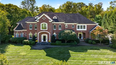 25 Whispering Hollow Court Cheshire CT 06410