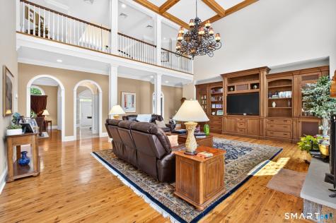 25 Whispering Hollow Court Cheshire CT 06410