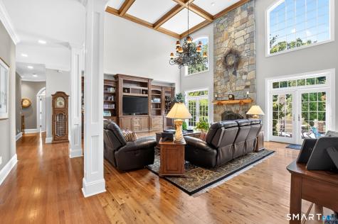 25 Whispering Hollow Court Cheshire CT 06410