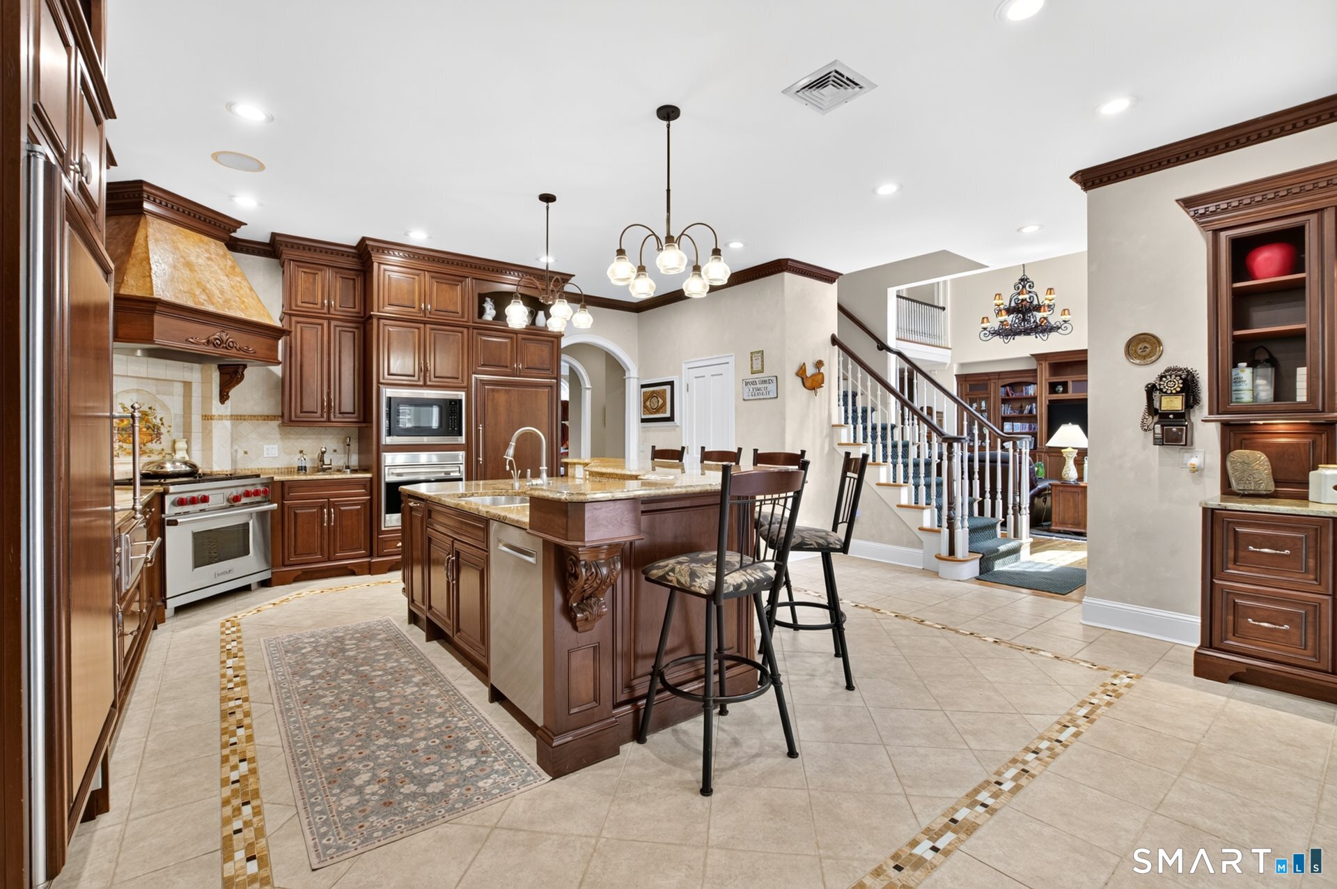25 Whispering Hollow Court Cheshire CT 06410