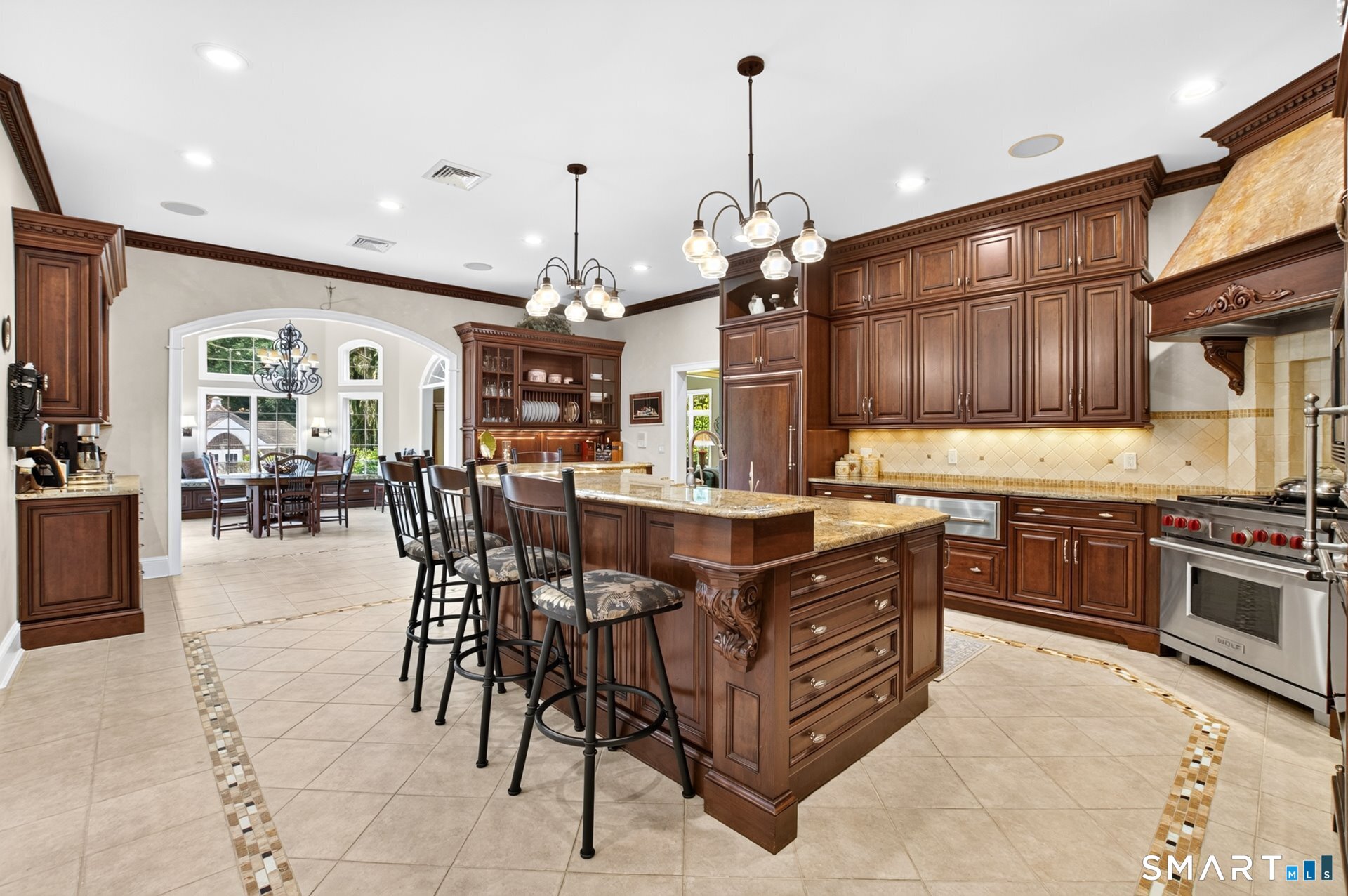 25 Whispering Hollow Court Cheshire CT 06410