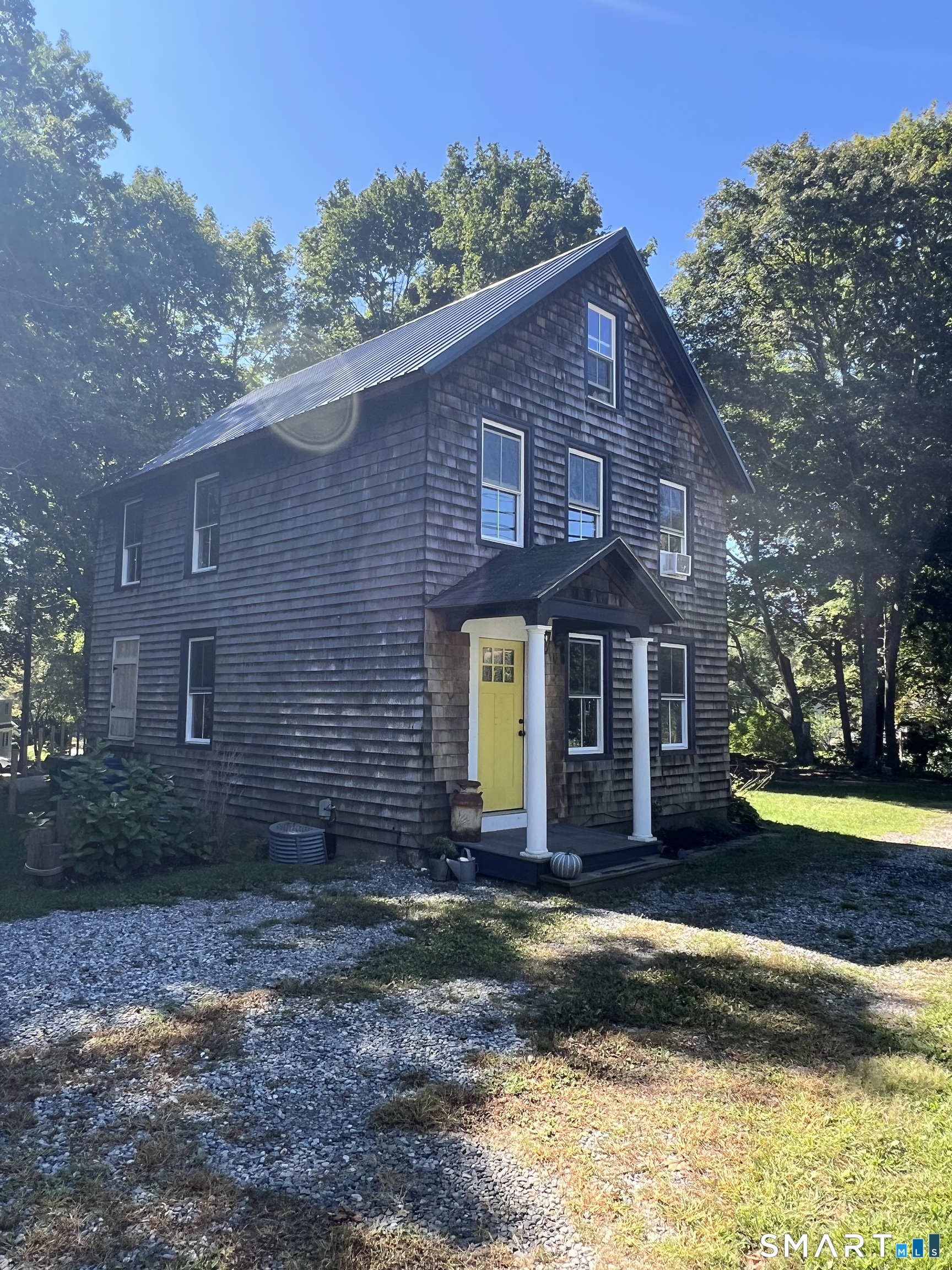 122 Rope Ferry Road Waterford CT 06385