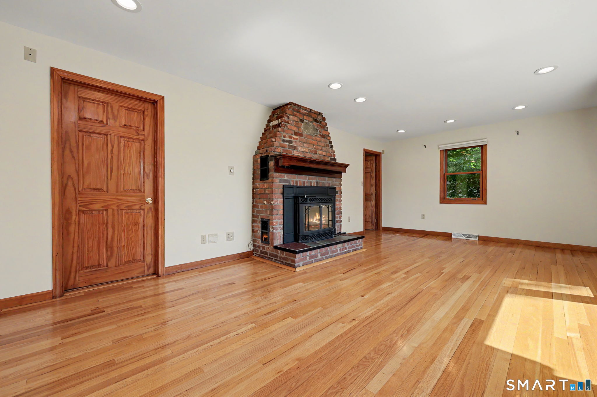 40 Manitook Drive Oxford CT 06478