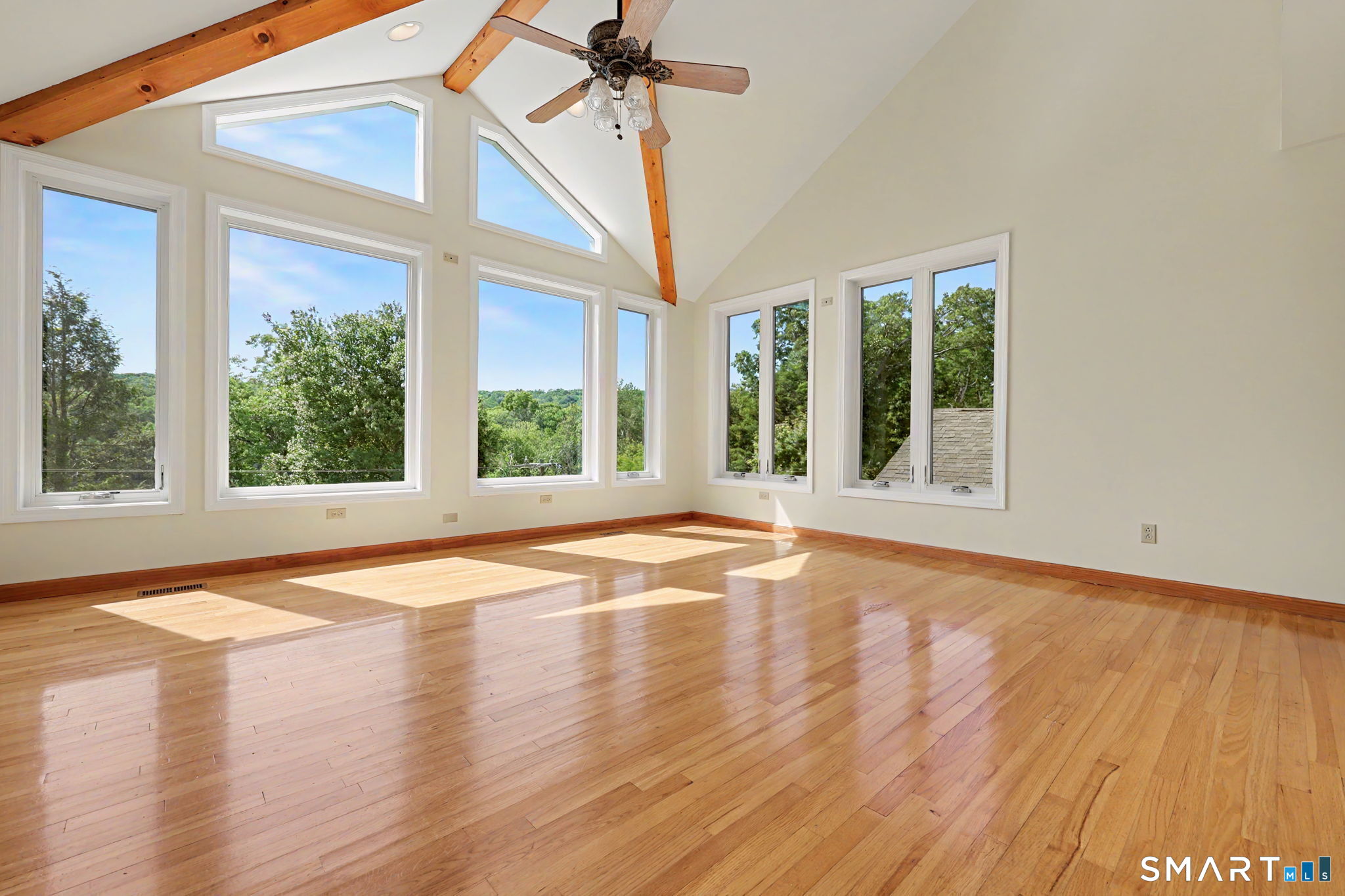 40 Manitook Drive Oxford CT 06478