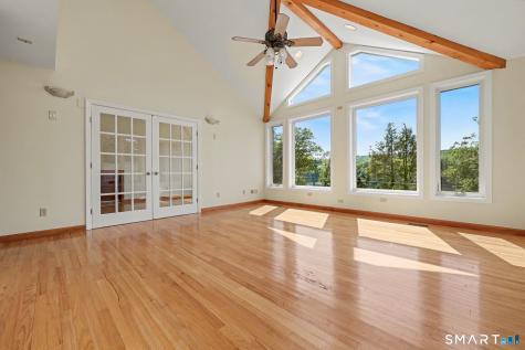 40 Manitook Drive Oxford CT 06478