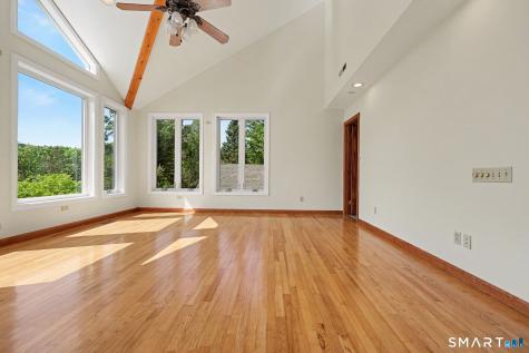 40 Manitook Drive Oxford CT 06478