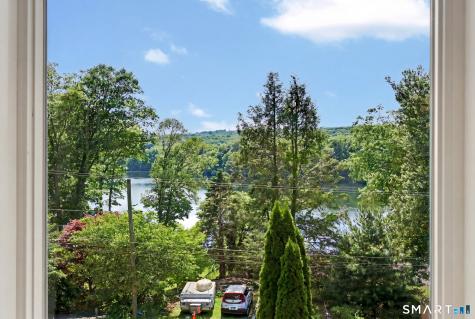 40 Manitook Drive Oxford CT 06478
