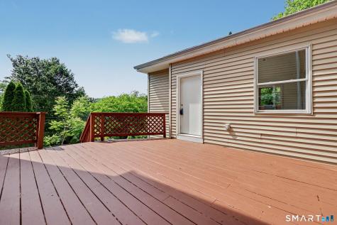 40 Manitook Drive Oxford CT 06478