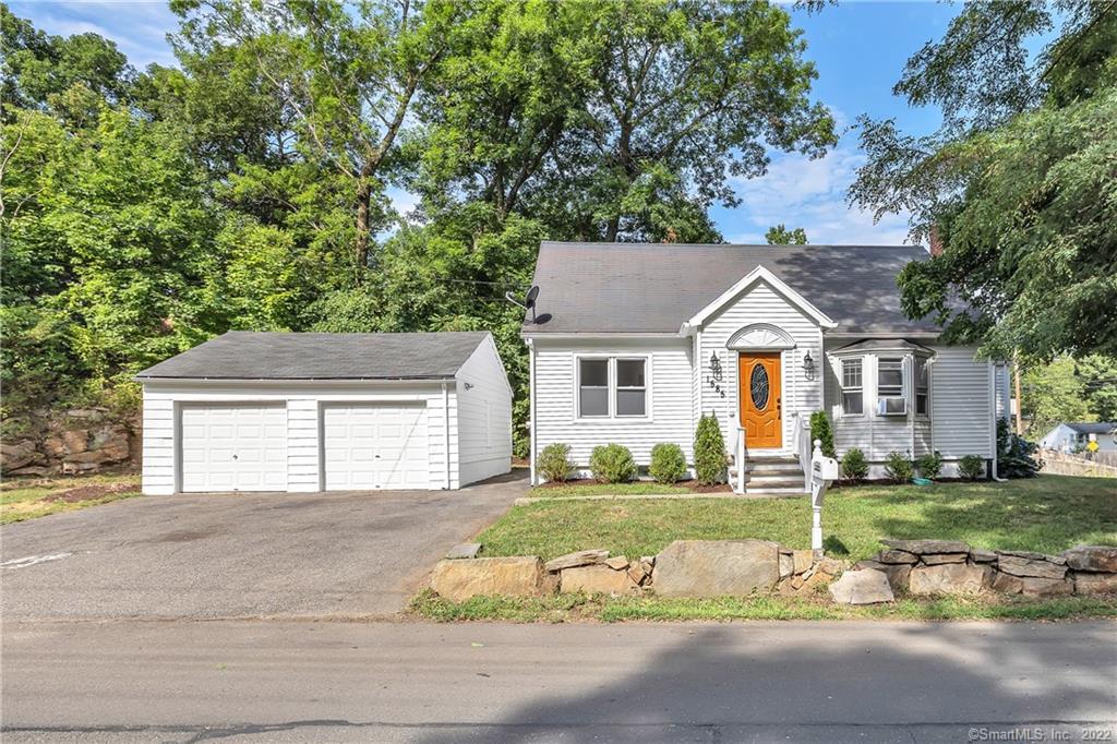 1585 Chopsey Hill Road Bridgeport CT 06606