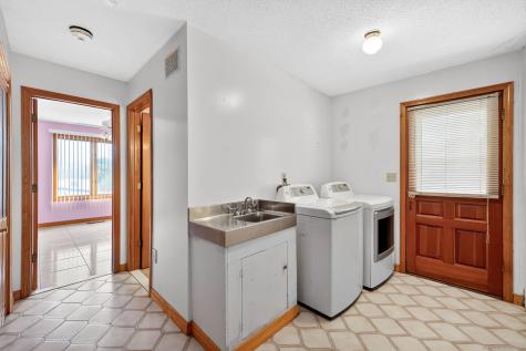 208 Highmeadow Lane Middletown CT 06457