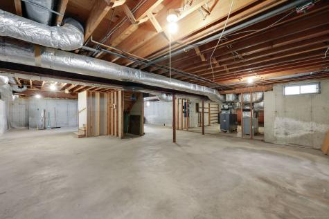 208 Highmeadow Lane Middletown CT 06457