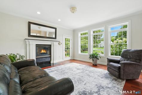 28 Royal Manor Somers CT 06071