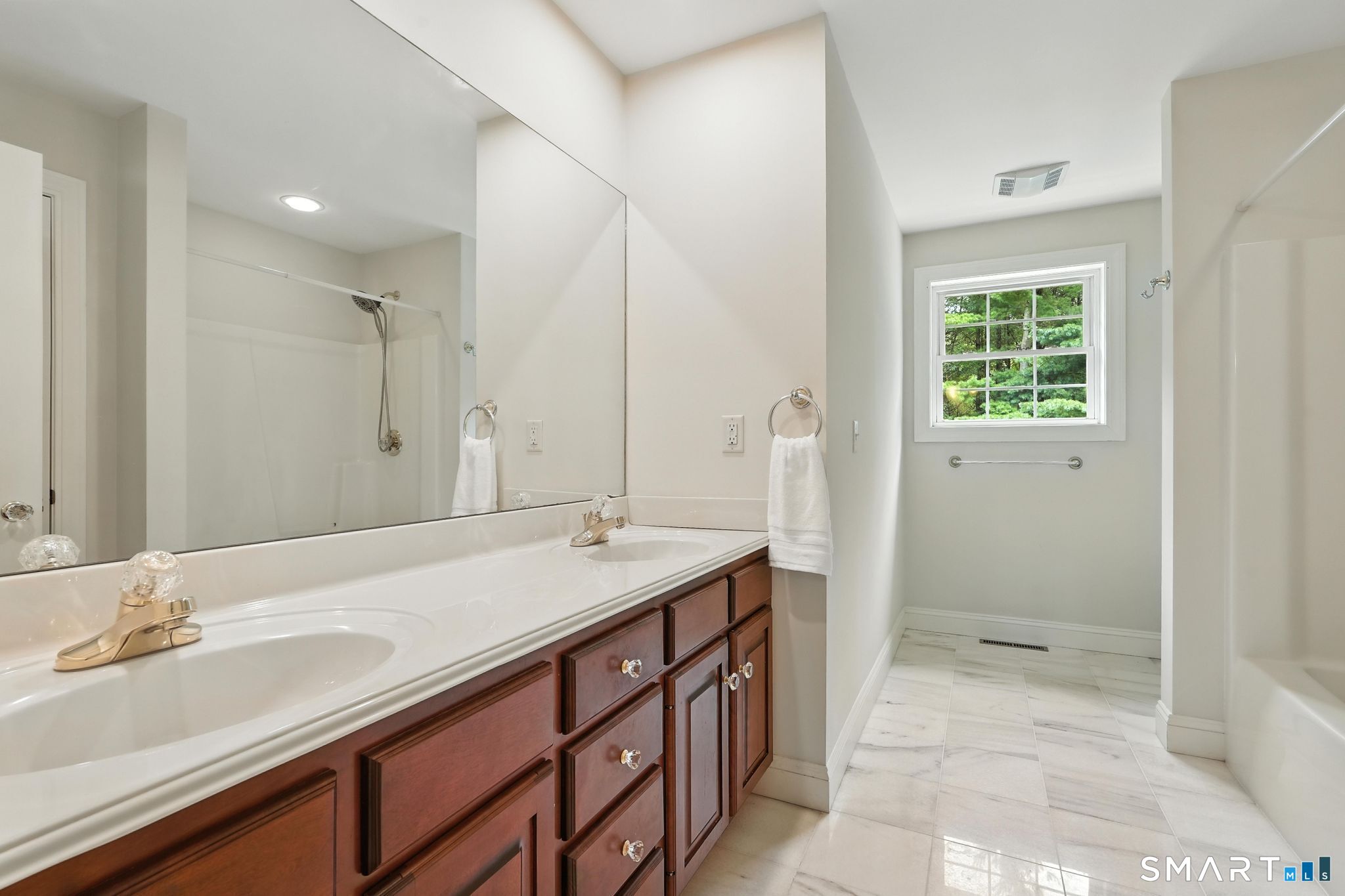 28 Royal Manor Somers CT 06071