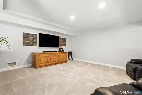 28 Royal Manor Somers CT 06071