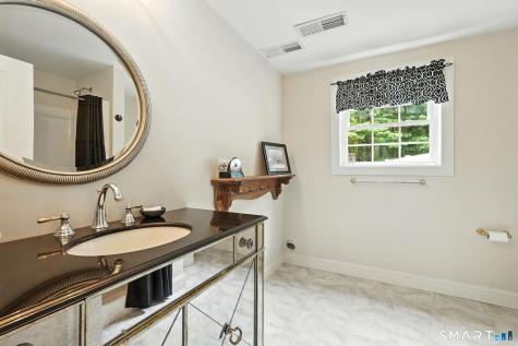 28 Royal Manor Somers CT 06071