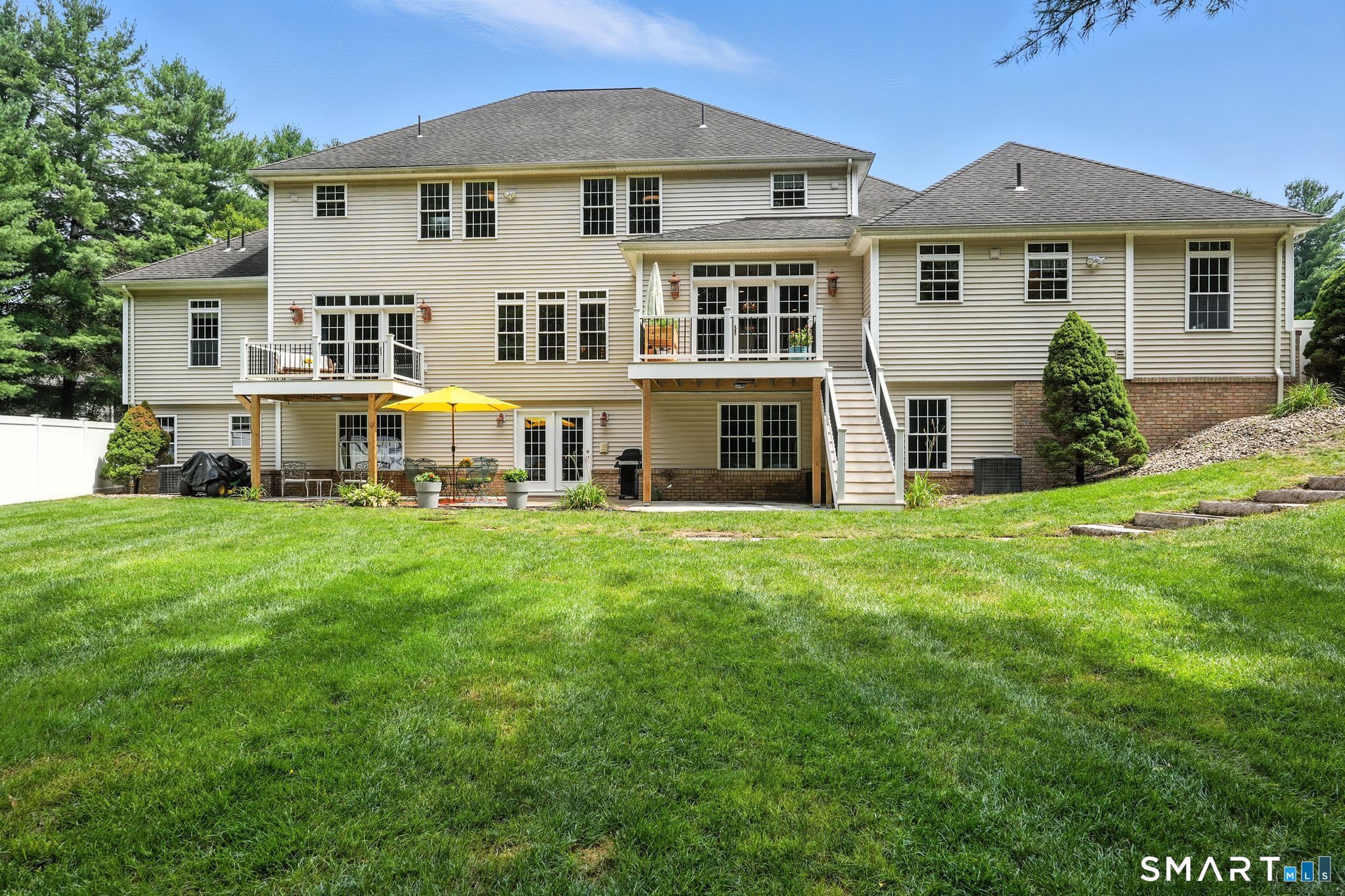 28 Royal Manor Somers CT 06071