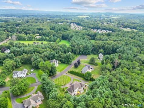 28 Royal Manor Somers CT 06071